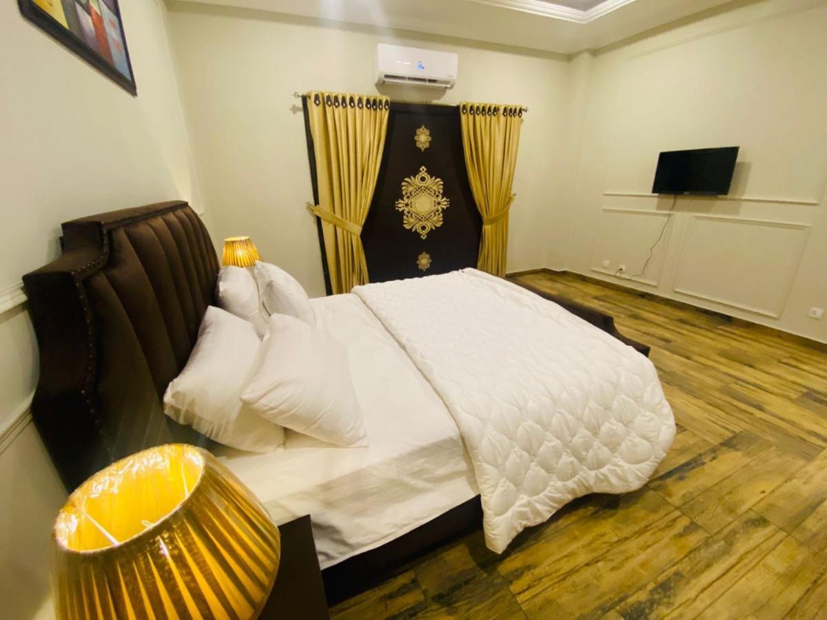 Holidazzle Serviced Apartments Bahria Town ラーワルピンディー エクステリア 写真