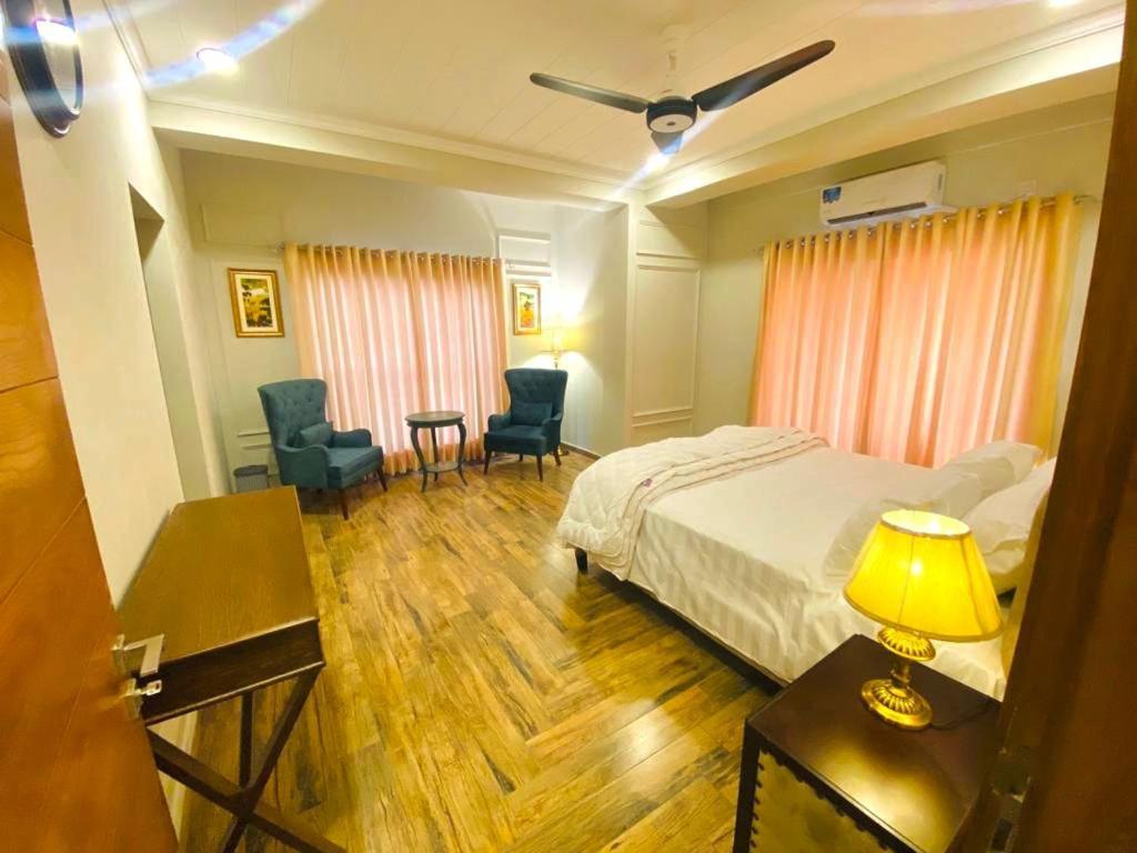 Holidazzle Serviced Apartments Bahria Town ラーワルピンディー エクステリア 写真
