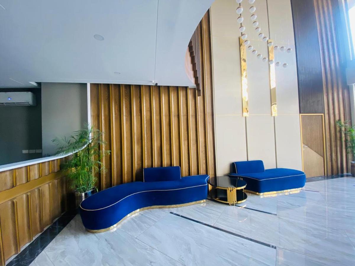 Holidazzle Serviced Apartments Bahria Town ラーワルピンディー エクステリア 写真