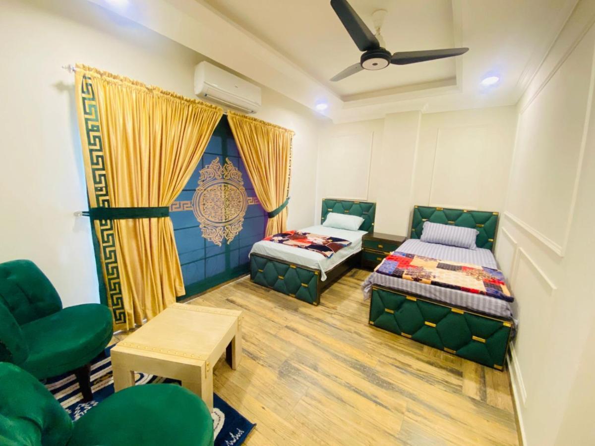 Holidazzle Serviced Apartments Bahria Town ラーワルピンディー エクステリア 写真