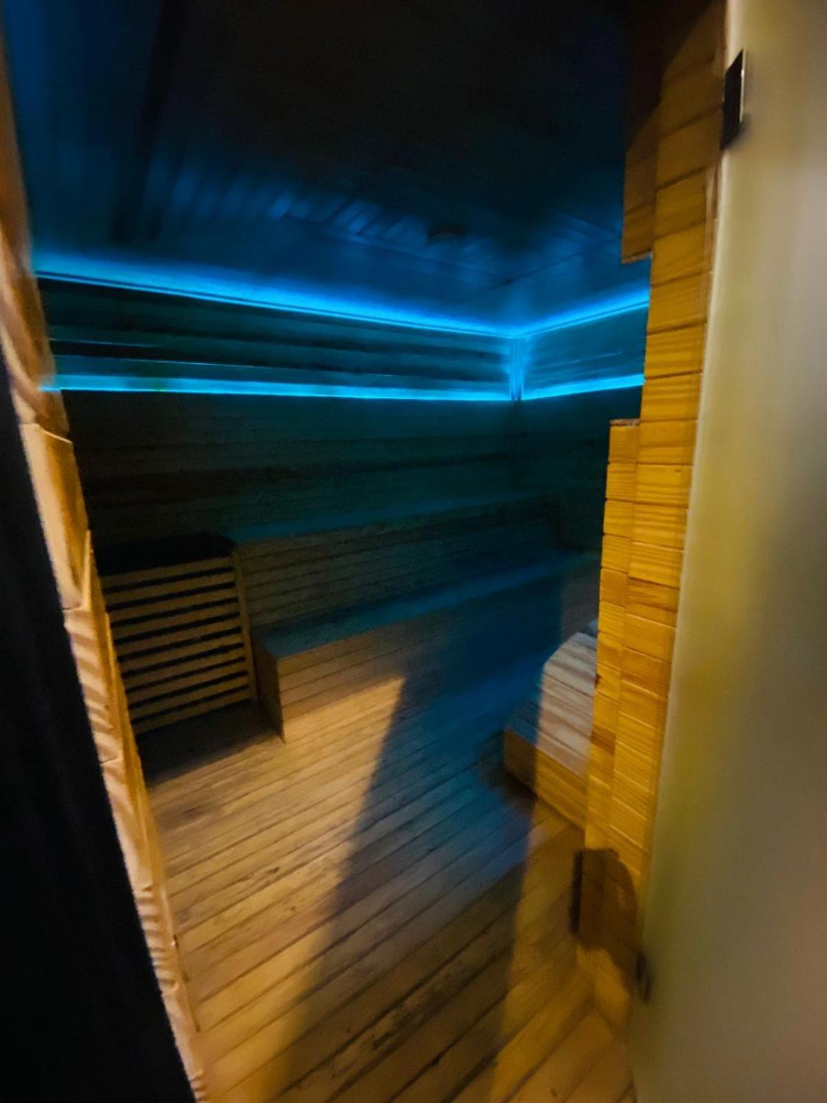 Holidazzle Serviced Apartments Bahria Town ラーワルピンディー 部屋 写真